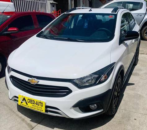 CHEVROLET ONIX 1.4 MPFI ACTIV 8V FLEX 4P AUTOMÁTICO